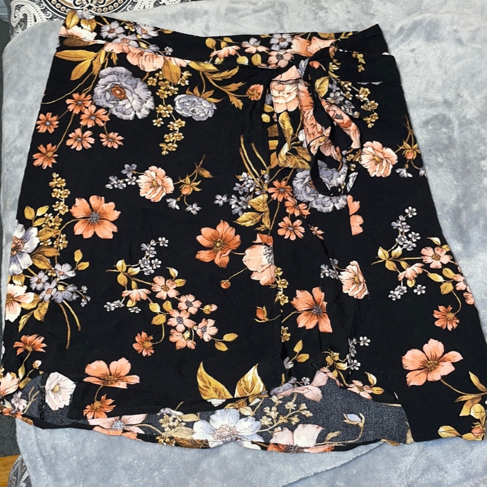 Wrap tie mini skirt